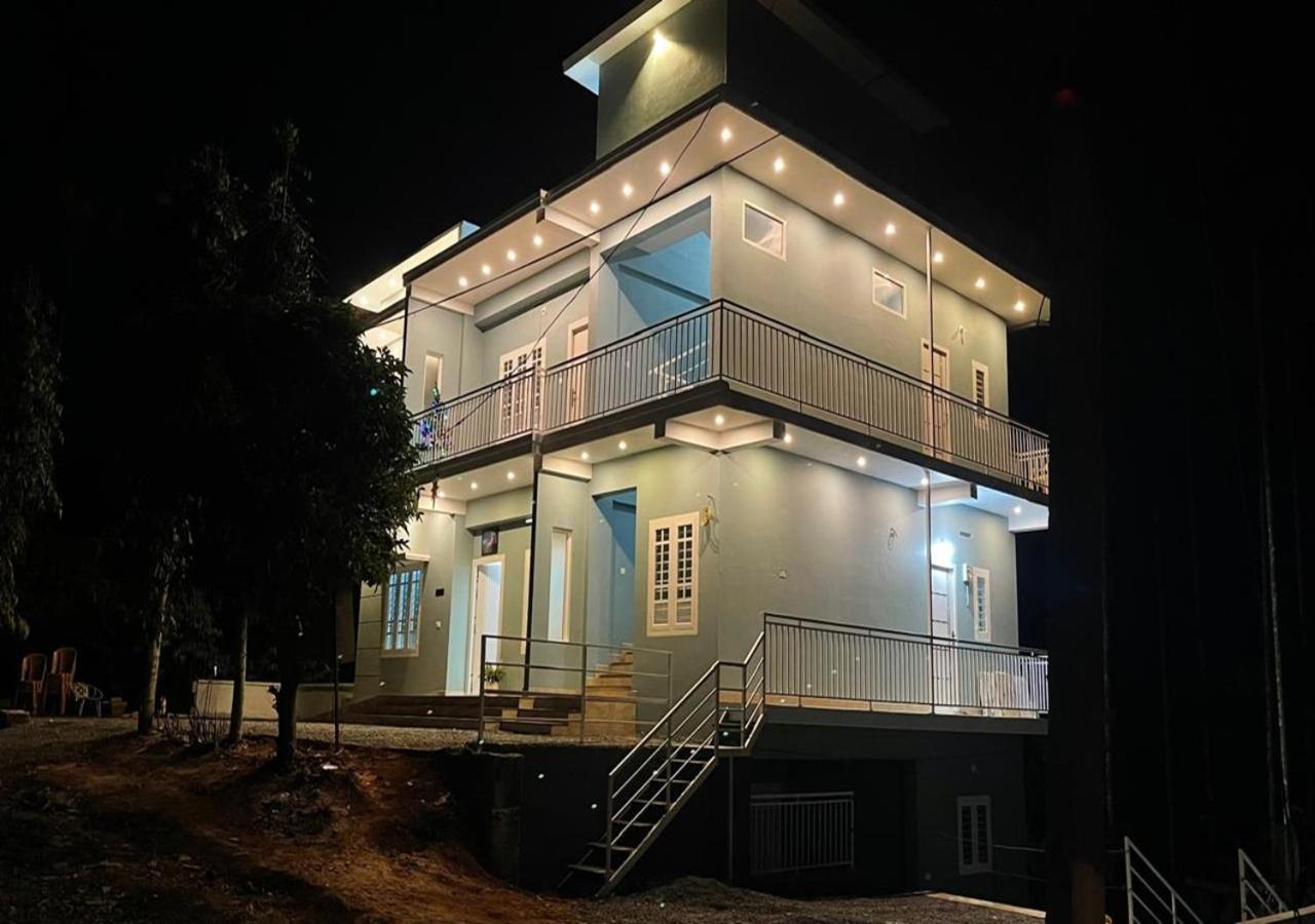 The Karlyle Homestay Vaduvanchal Zewnętrze zdjęcie