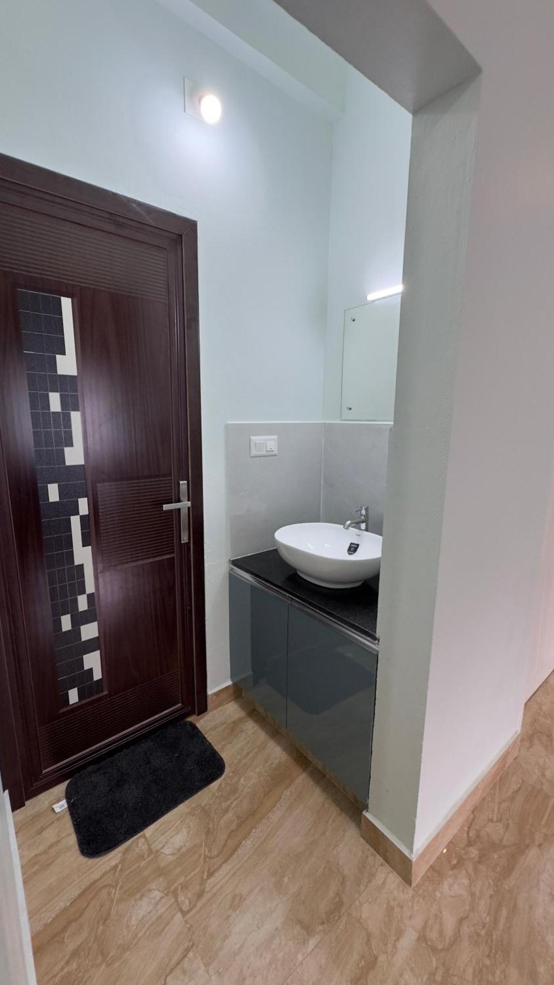 The Karlyle Homestay Vaduvanchal Zewnętrze zdjęcie